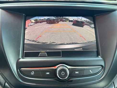 Used 2021 Chevrolet TrailBlazer LS FWD image 18
