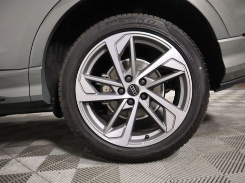 New 2025 Audi Q3 2.0T Premium image 31