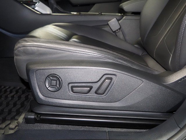 Used 2023 Audi Q3 2.0T Premium Plus w/ Premium Plus Package AWD/4WD image 64