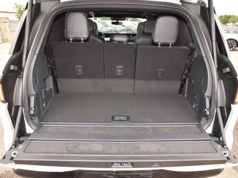 New 2026 Lincoln Navigator Black Label AWD/4WD image 40