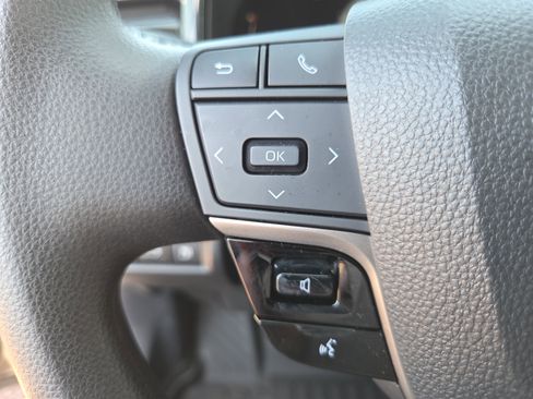 Certified 2025 Toyota Camry LE image 27