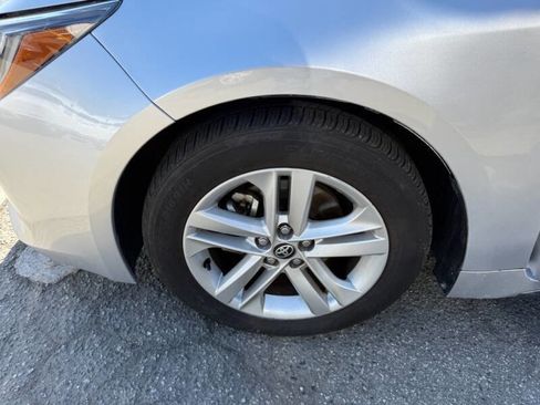 Used 2022 Toyota Corolla Hatchback image 24