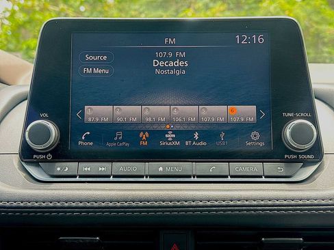 Used 2023 Nissan Rogue SV FWD image 12