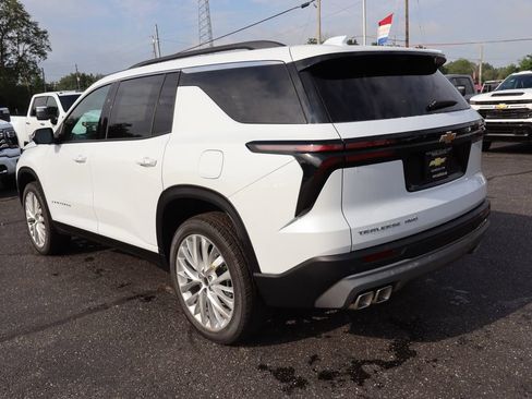 New 2027 Chevrolet Traverse LT w/ Driver Confidence Package AWD/4WD image 3