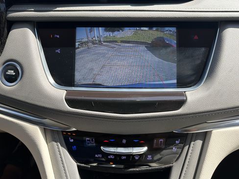 Used 2019 Cadillac XT5 Premium Luxury w/ Driver Assist Package FWD image 20