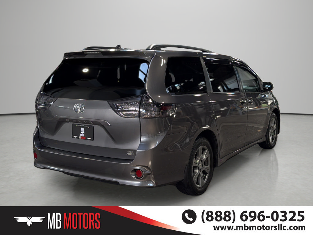 Used 2019 Toyota Sienna SE AWD/4WD image 4