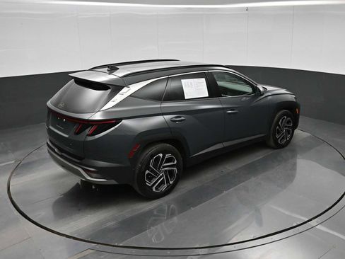 Used 2025 Hyundai Tucson Limited FWD image 28