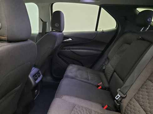 Used 2018 Chevrolet Equinox LT image 18