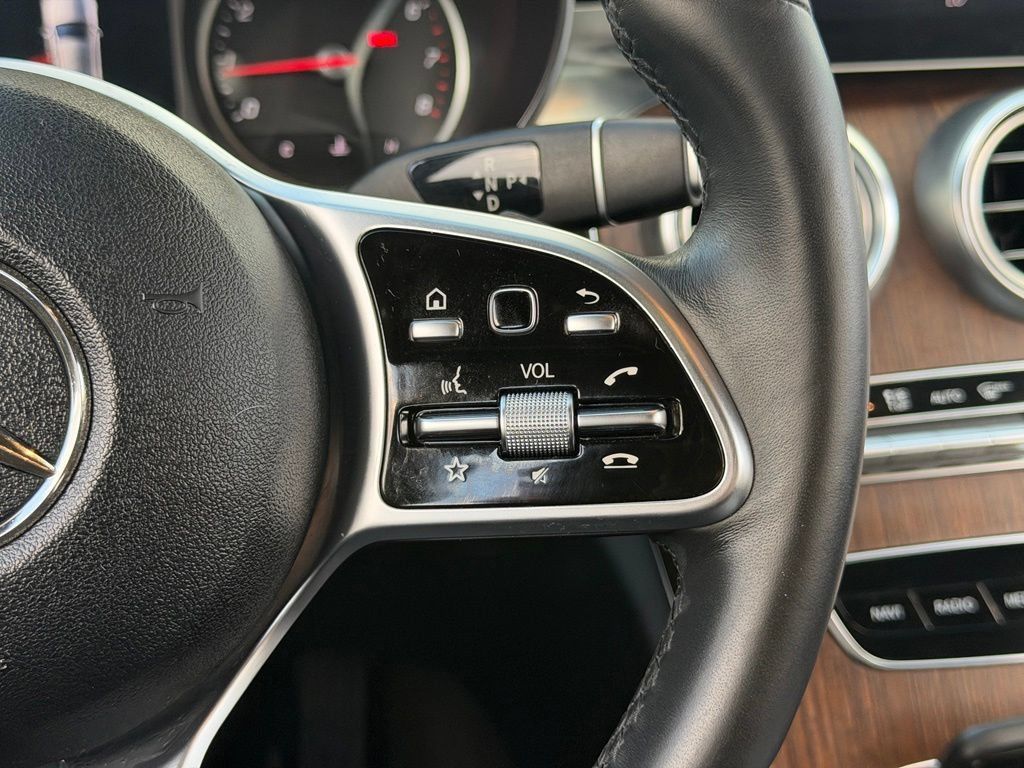Used 2019 Mercedes-Benz C 300 4MATIC Sedan image 33