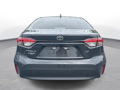 Used 2025 Toyota Corolla LE w/ LE Premium Package FWD image 7