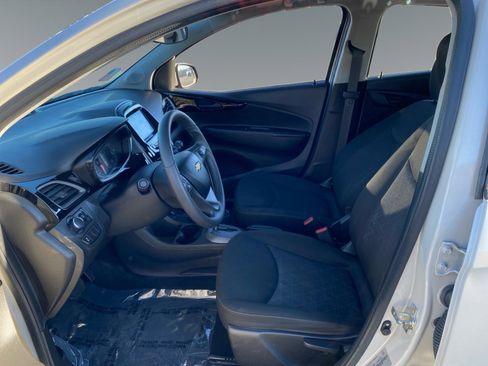 Used 2021 Chevrolet Spark LT FWD image 9