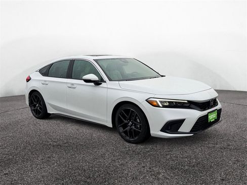 Used 2023 Honda Civic Sport Touring image 7