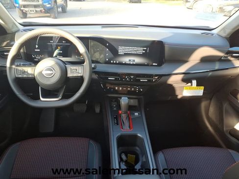 New 2026 Nissan Kicks SR w/ SR Premium Package AWD/4WD image 11