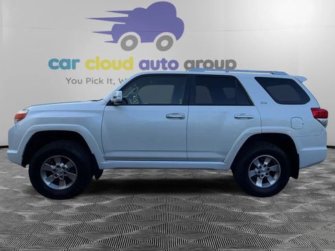 Used 2013 Toyota 4Runner SR5 w/ Premium Pkg AWD/4WD image 2