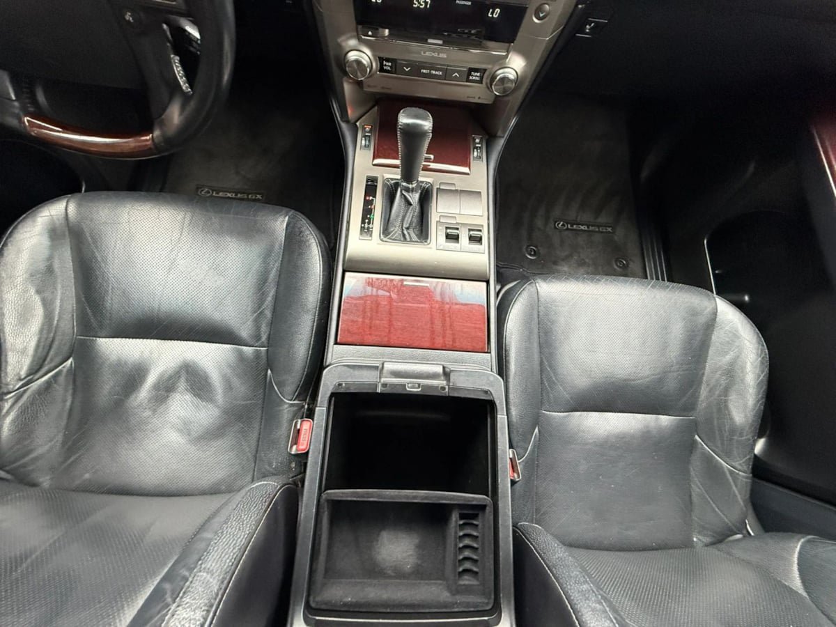 Used 2014 Lexus GX 460 w/ Premium Package AWD/4WD image 50