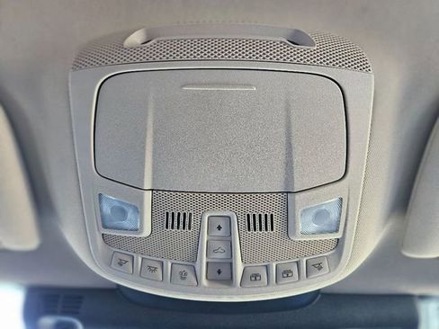 Used 2021 Lincoln Nautilus Reserve image 29