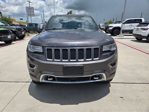 Used 2014 Jeep Grand Cherokee Overland w/ Advanced Technology Group AWD/4WD image 8