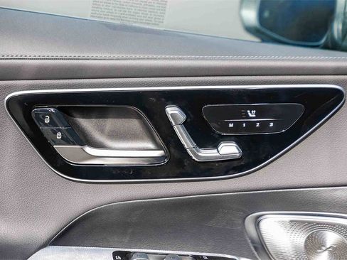 New 2026 Mercedes-Benz GLC 350e 4MATIC image 21