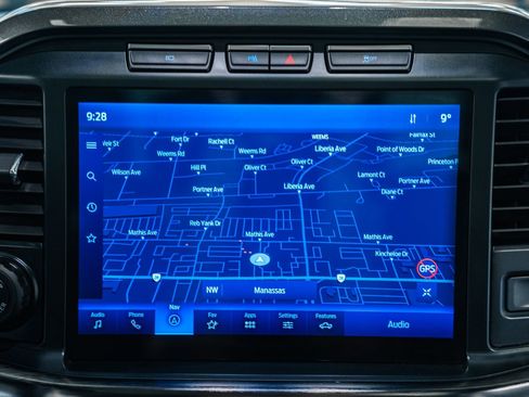 Certified 2023 Ford F150 Lariat w/ Equipment Group 502A High image 30