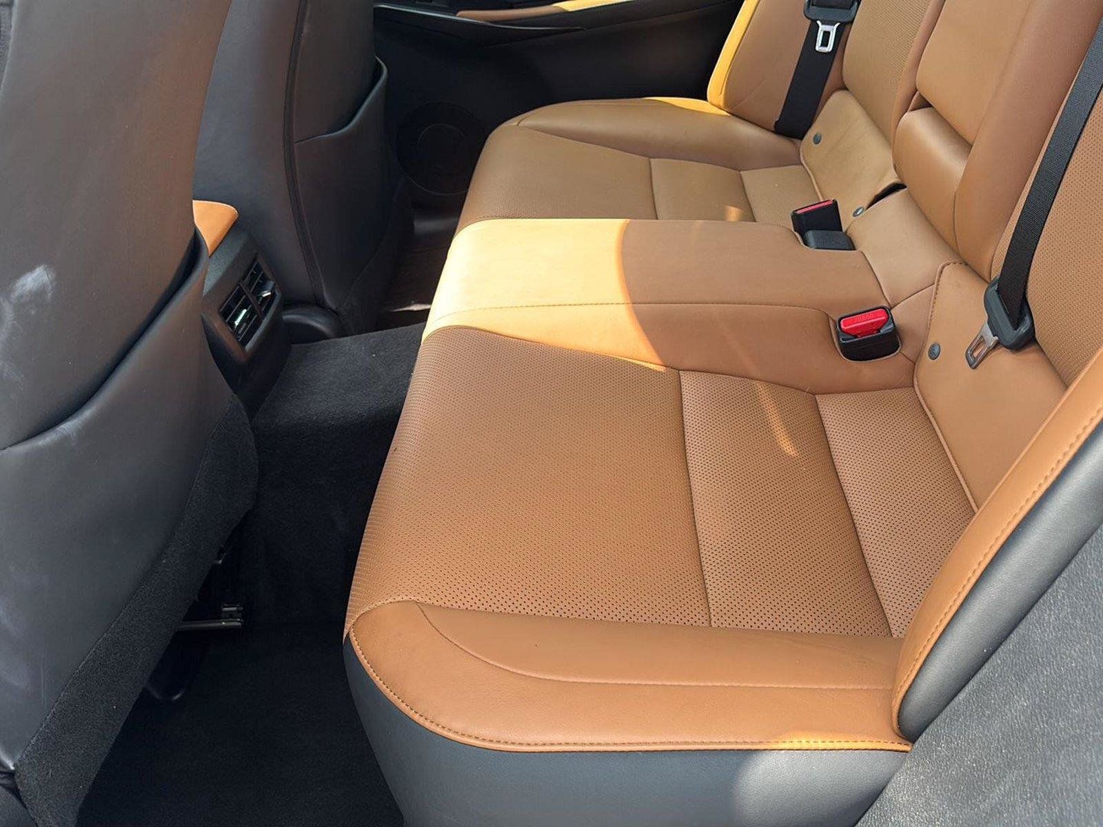 Used 2023 Lexus IS 300 AWD w/ Premium Package image 26