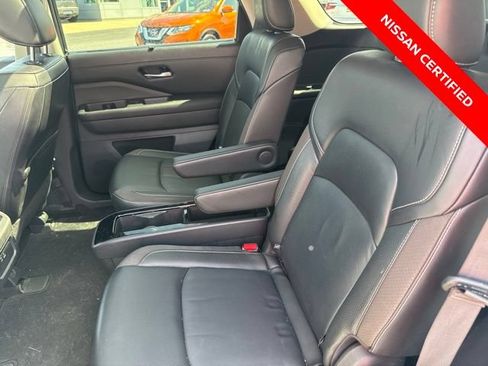 Certified 2024 Nissan Pathfinder SL w/ SL Premium Package AWD/4WD image 23