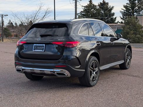 Used 2025 Mercedes-Benz GLC 350e 4MATIC image 5