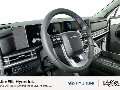 Certified 2026 Hyundai Santa Fe SE image 4