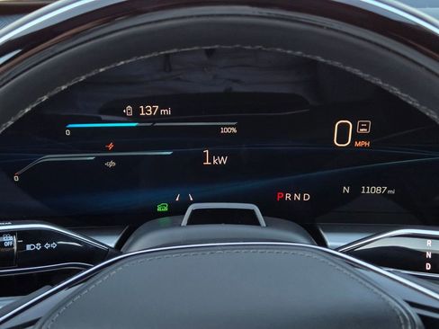 Certified 2024 Cadillac Lyriq Luxury w/ Nappa Leather Package image 16