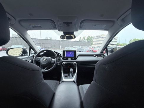 Used 2025 Toyota RAV4 XLE FWD image 13