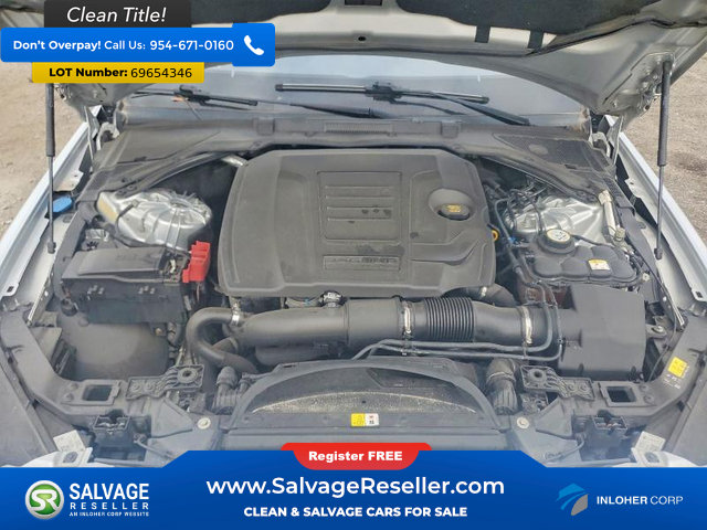 Used 2018 Jaguar XE Premium RWD image 15