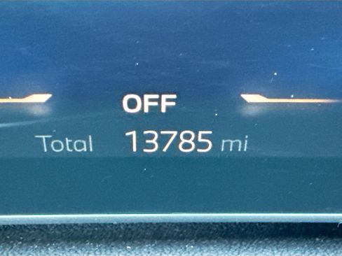 Used 2023 BMW 330i Sedan w/ Premium Package image 41