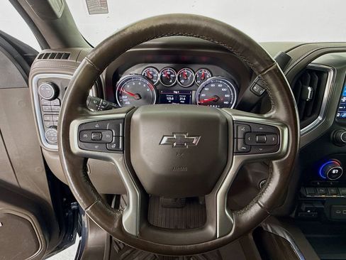 Used 2021 Chevrolet Silverado 1500 RST image 11