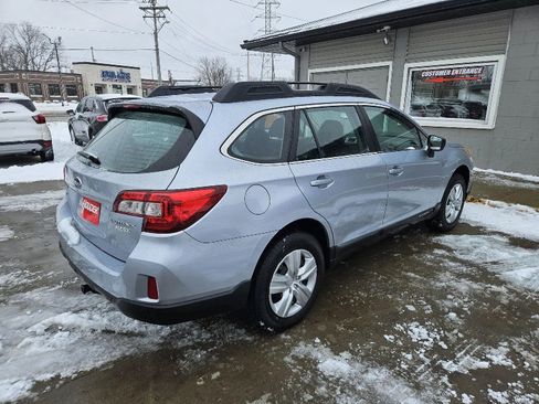 Used 2016 Subaru Outback 2.5i image 6