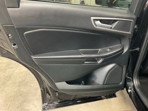 Used 2023 Ford Edge SEL w/ Convenience Package AWD/4WD image 12