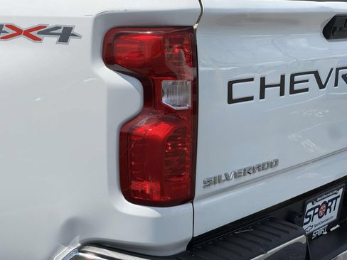 Used 2024 Chevrolet Silverado 2500 LT w/ LPO, Dark Essentials Package AWD/4WD image 29