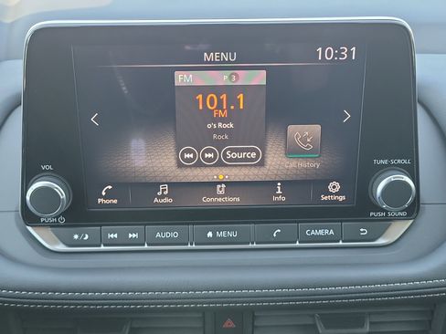 Certified 2025 Nissan Rogue S FWD image 27