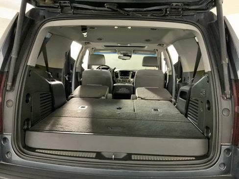 Used 2019 Chevrolet Tahoe LT w/ LT Signature Package AWD/4WD image 42