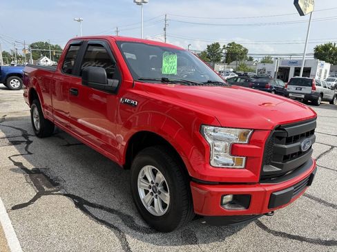 Used 2015 Ford F150 XL w/ Equipment Group 101A Mid AWD/4WD image 4