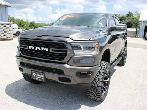 Used 2023 RAM 1500 Big Horn AWD/4WD image 3