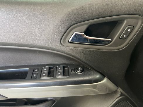 Used 2022 Chevrolet Colorado LT AWD/4WD image 19