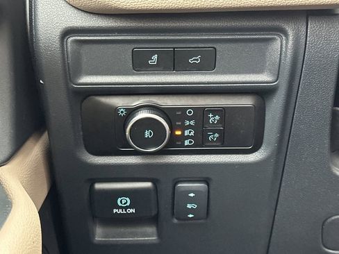 Used 2023 Ford Expedition Max Limited image 41