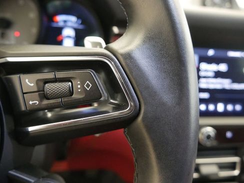 Certified 2023 Porsche Macan S image 43