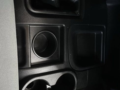 Used 2016 RAM 2500 Tradesman w/ Chrome Appearance Group image 29