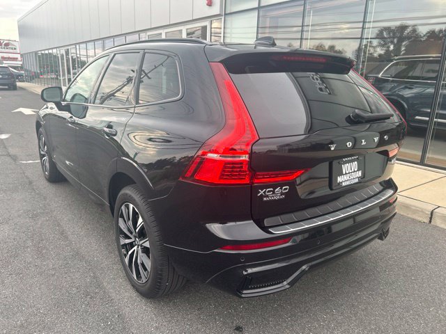 Certified 2024 Volvo XC60 B5 Core w/ Protection Package Premier AWD/4WD image 3