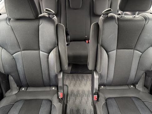 Certified 2025 Subaru Ascent Premium AWD/4WD image 17