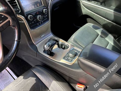 Used 2015 Jeep Grand Cherokee Limited AWD/4WD image 12