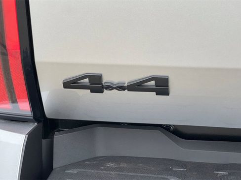 New 2026 Toyota Tundra Platinum image 25