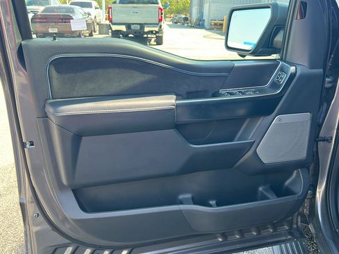 Used 2024 Ford F150 Platinum w/ FX4 Off-Road Package AWD/4WD image 17