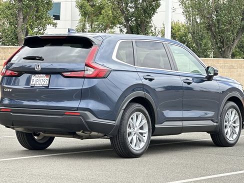 Used 2024 Honda CR-V EX image 4