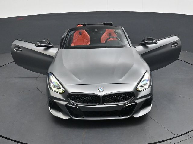 Used 2021 BMW Z4 M40i w/ Executive Package RWD image 40